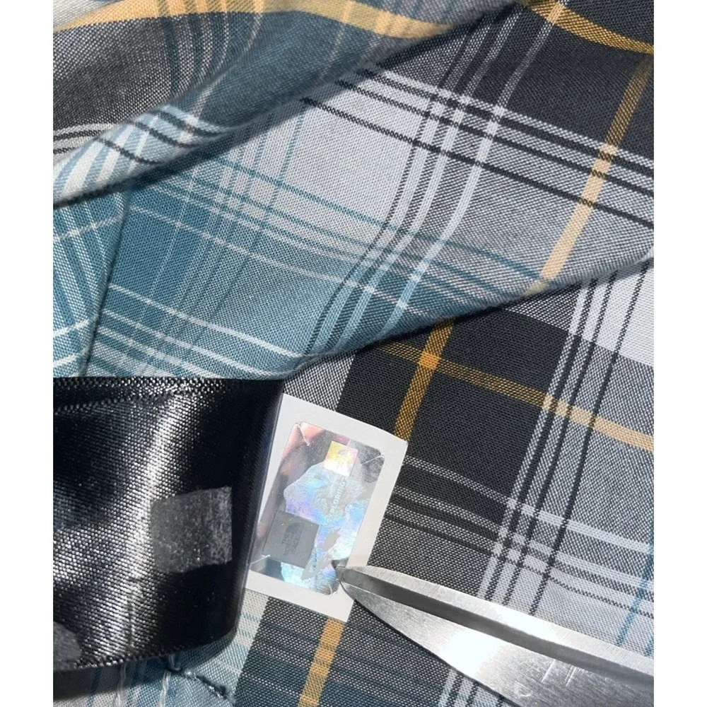 The North Face Mens Large Short Sleeve Plaid Button Down Shirt Blue Gray Outdoor